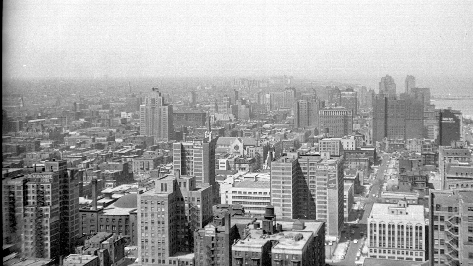 Chicago Stadtansicht aus dem Jahr 1950, Skyline mit Hotels und Wassertürmen
