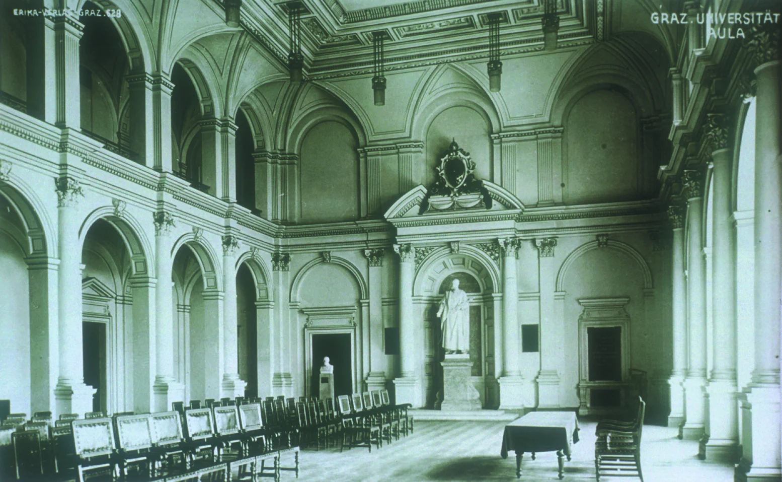 Karl-Franzens-Universität Graz, alte Aula, ca. 1900